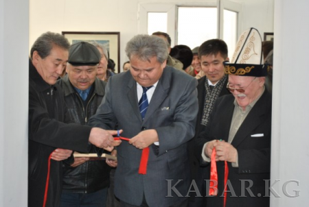 В Бишкеке открылась персональная выставка Мелиса Ахмедова