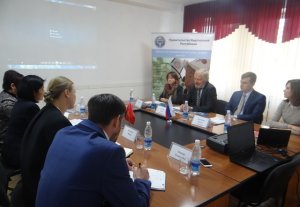 В более 200 школах Кыргызстана организовано горячее питание