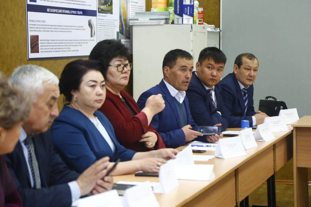 Минобразования КР начало серию круглых столов по подготовке востребованных специалистов в профтехсфере Минобразования КР начало серию круглых столов по подготовке востребованных специалистов в профтехсфере