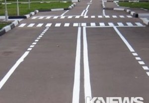  На дорогах возле столичных школ и детсадов нанесут новую дорожную разметку